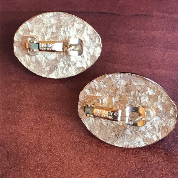 Givenchy oval crystal earrings - Picture 4 of 8